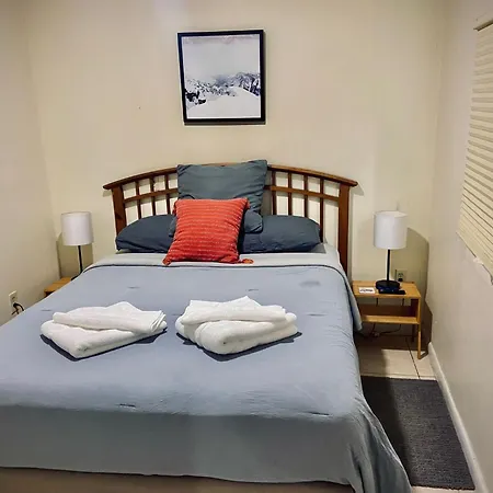 Private Room Near Miami Airport - Free Parking - 01